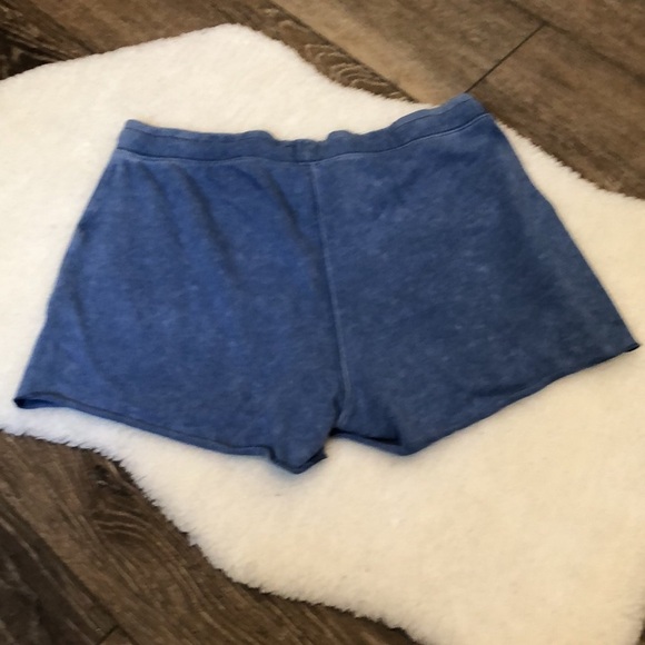 🎄 Gap fleece shorts  blue M EUC drawstring palm tree - Picture 2 of 4